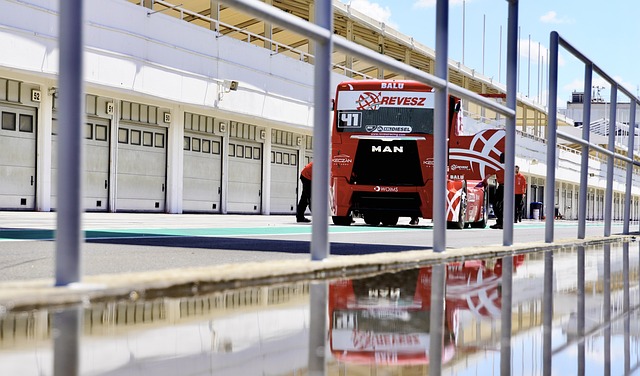 力支持下 力支持下